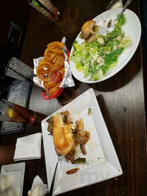 Big Shotz Bar & Grill