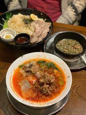 Uzumakiya Udon Izakaya