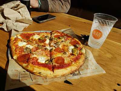 Blaze Pizza