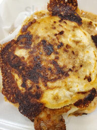 Taqueria Y Pupuseria La Herradura