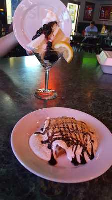 Bully's Sports Bar And Grill