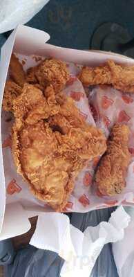 Popeye's Chicken And Biscuits