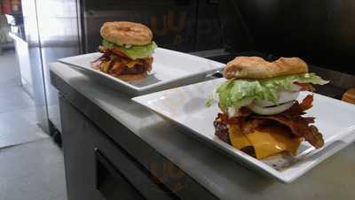 Grill Old School Bar