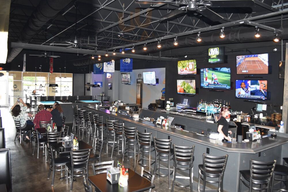 Boogies Grill & Chill