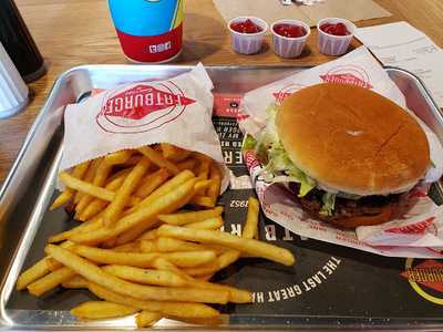 Fatburger & Buffalo's Express