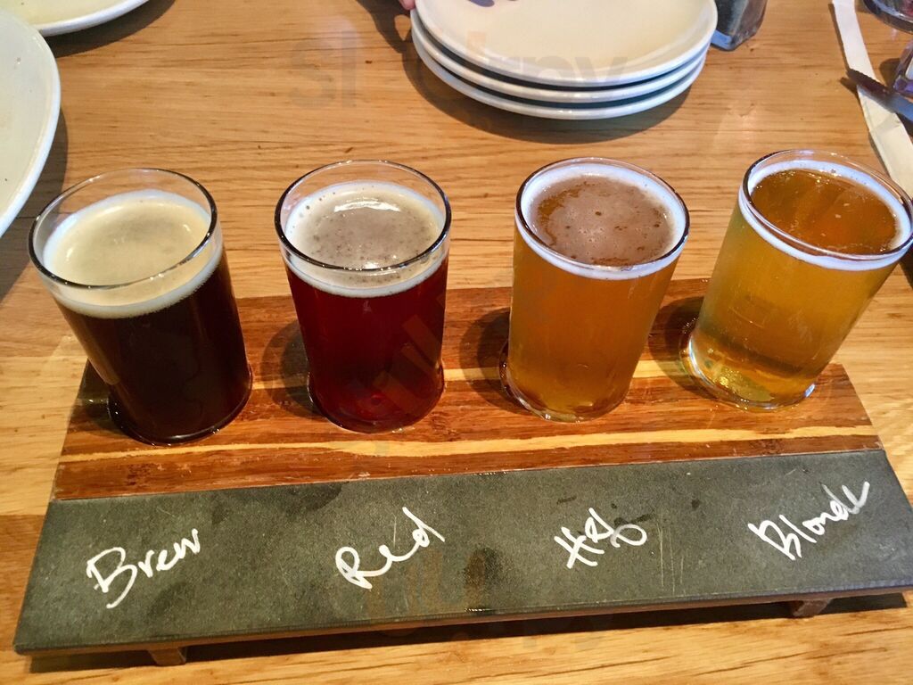 Bj's Restaurant & Brewhouse