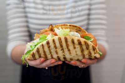 Tropical Smoothie Cafe