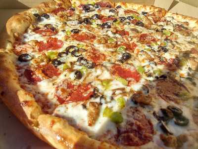 Gezziny's Famous Pizza