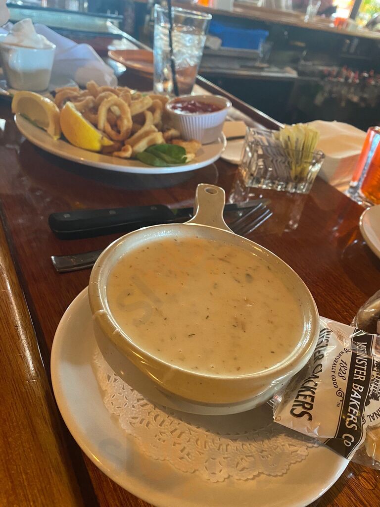 Red Parrot Restaurant