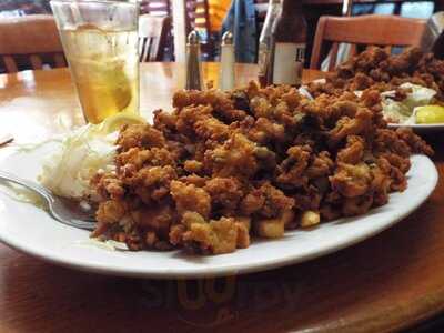 Benjamin's Restaurant And Raw Bar