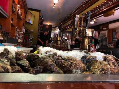 Benjamin's Restaurant And Raw Bar