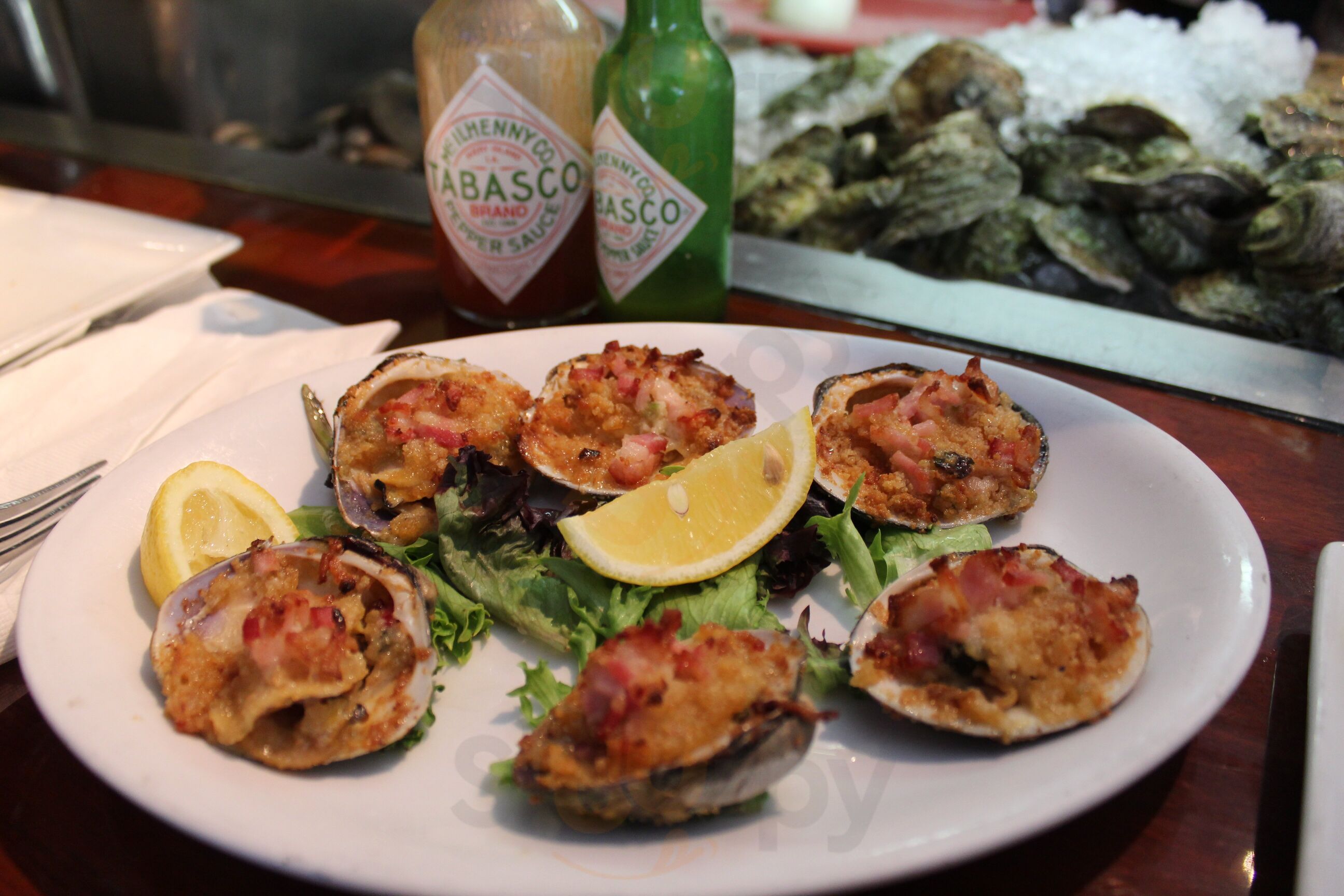 Benjamin's Restaurant And Raw Bar