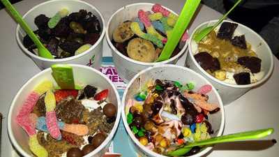 Yogurtland