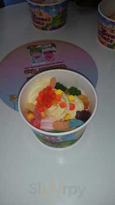 Yogurtland