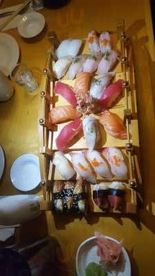 Fujiyama Japanese Steakhouse & Sushi Bar