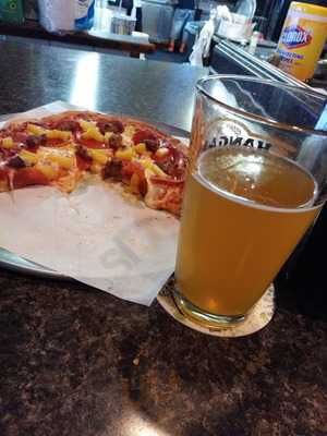 Big Guys Pizza & Pasta & Sports Bar