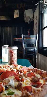 Big Guys Pizza & Pasta & Sports Bar