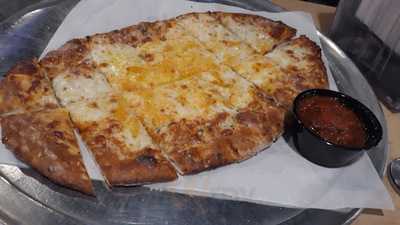 Big Guys Pizza & Pasta & Sports Bar