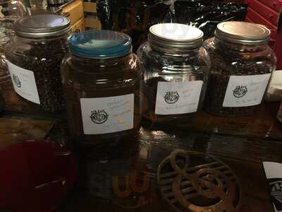 Retro 521 Coffee And Cafe