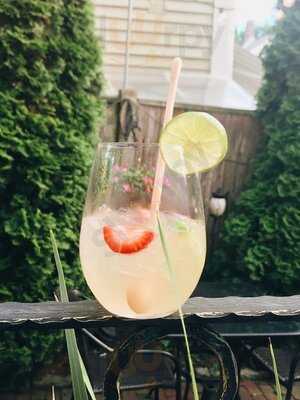 Thai Cuisine At Thames Street