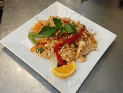 Thai Cuisine At Thames Street