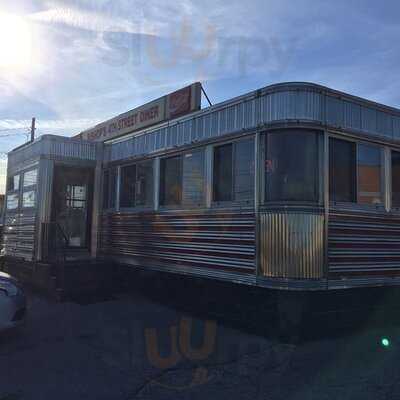 Bishop's 4th Street Diner