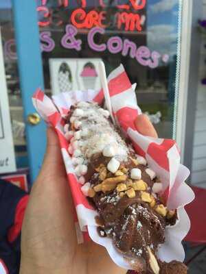 Newport Sticks & Cones: Waffle & Ice Cream Parlor