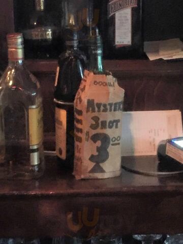 Speak Easy Bar & Grill