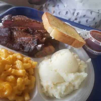 Podnuh's Bar-b-q