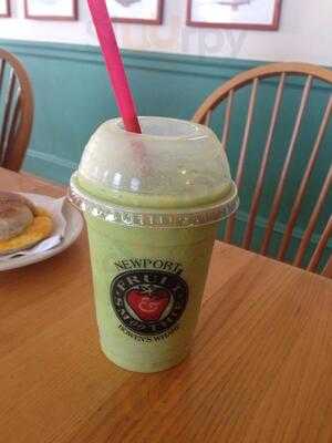 Newport Fruit And Smoothie