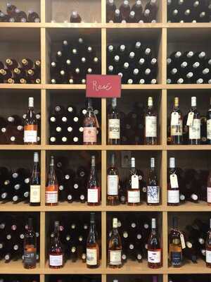 Newport Wine Cellar & Gourmet