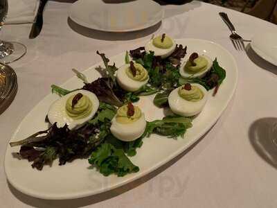 The Cafe At The Chanler