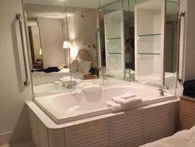 Diamond Jacks -  Legends Buffet