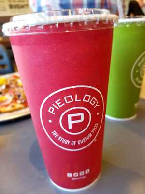 Pieology Pizzeria, Moreno Valley