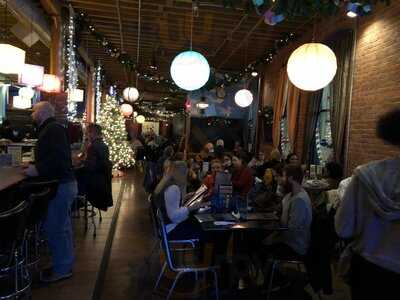 Lost Dog Cafe & Lounge