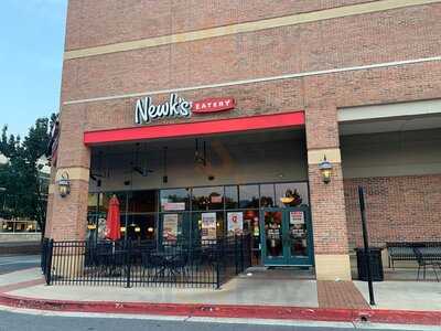 Newk's Eatery