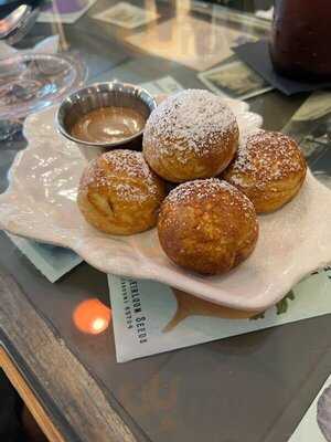 Momma Rabbit's Nibbles And Sips