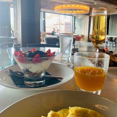 Firelake Grill House And Cocktail Bar