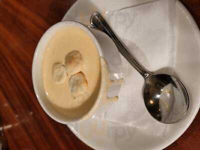 Turners Seafood @ Lyceum Hall