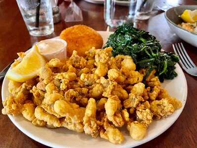 Turners Seafood @ Lyceum Hall