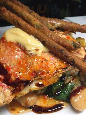 The Illium Cafe & Bistro