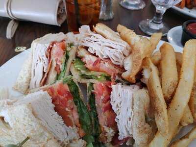 The Cove Restaurant & Marina