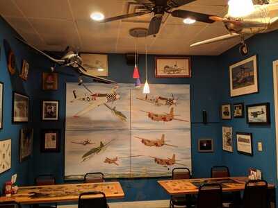 Flight Deck Restaurant & Bakery