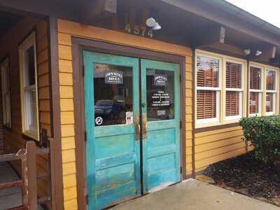 Jim 'n Nick's Bar-b-q