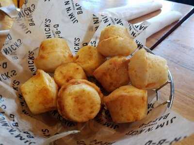 Jim 'n Nick's Bar-b-q