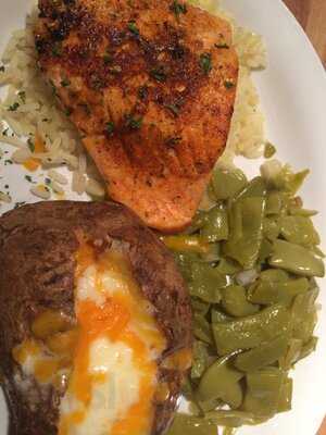 Cheddar's Scratch Kitchen