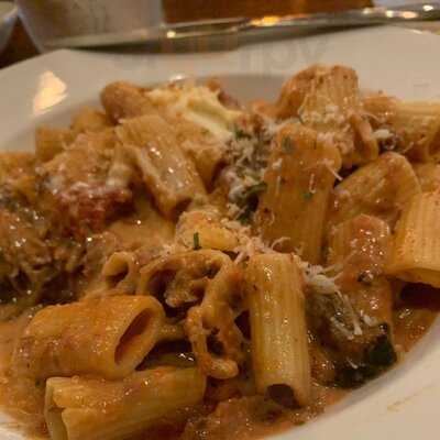 Travinia Italian Kitchen & Wine Bar Lexington