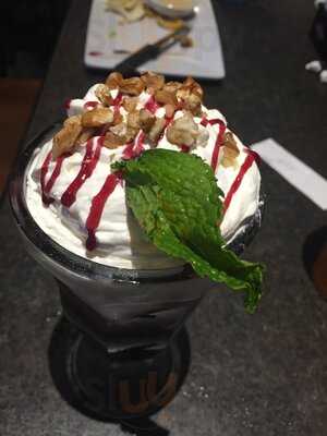 Baumhower's Victory Grille