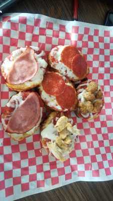 Papa Joe's Sports Bar