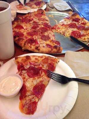 Little Italy Pizzeria